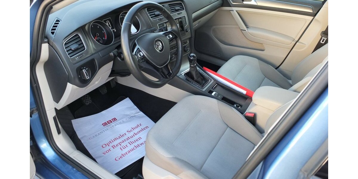 VW Golf VII COMFORTLINE PANORAMADACH KLIMAAUTOMATIK 1 150.000 km 8.908 &euro; Köln 50858
