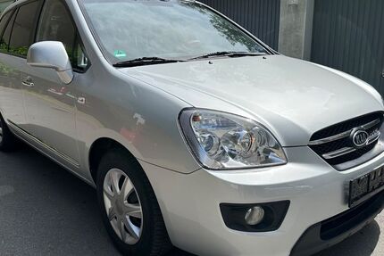 Kia Carens 125.419 km 2.990 &euro; Solingen 42651
