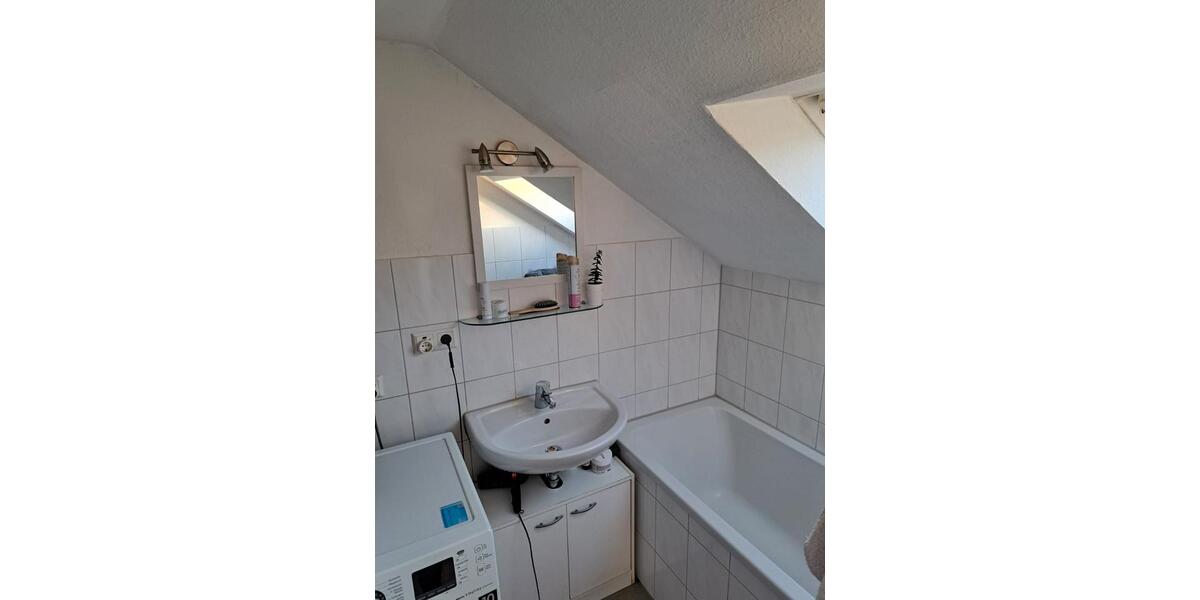 Dachgeschoßwohnung Ellhofen - 2 Zimmer, 50 m&sup2;, 475&euro; | Angebot:26654958