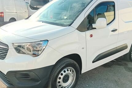 Opel Combo 152.730 km 13.900 &euro; Nürnberg 90431