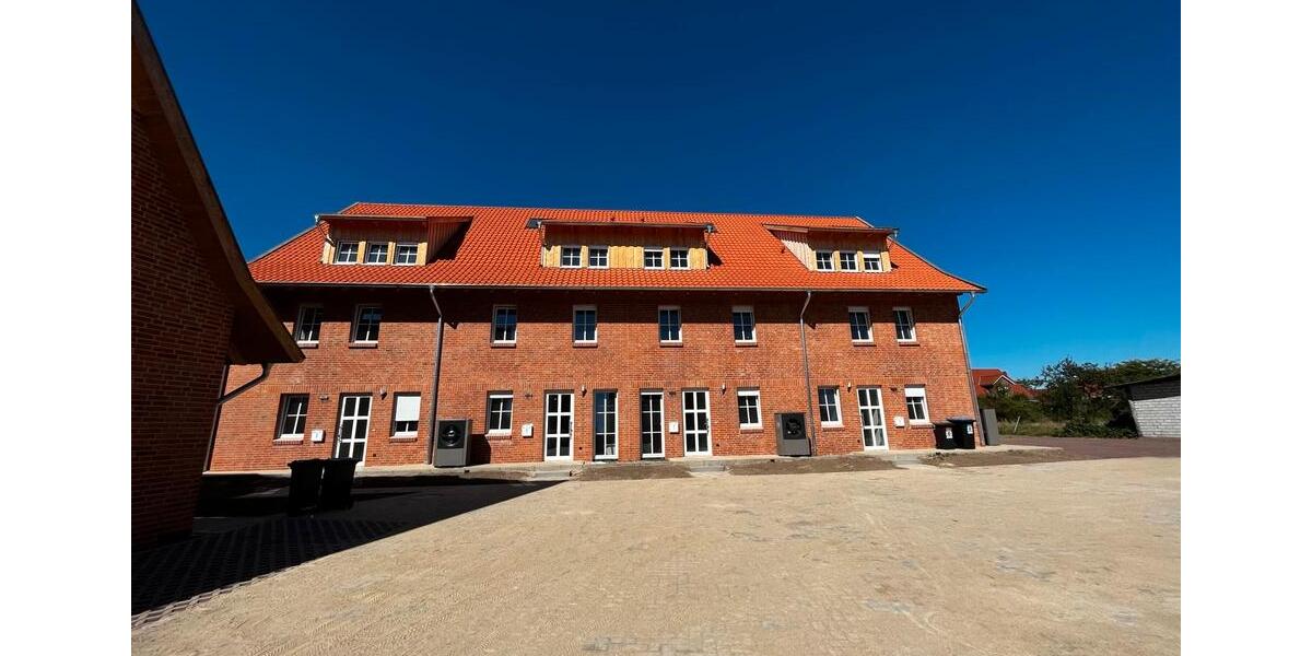 BURGDORF OT OTZE - NEUWERTIGES REIHENMITTELHAUS IN BESTER LAGE 5 zimmer