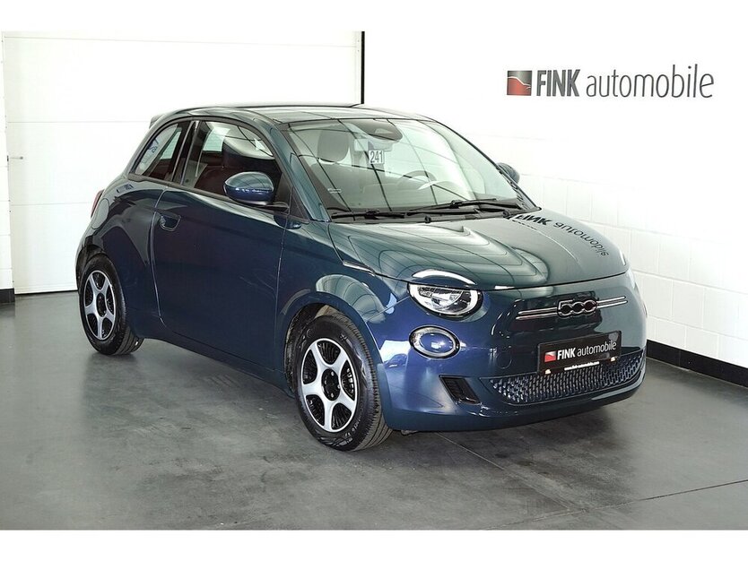 500e Action Carplay Android Automatik 1.Hand
