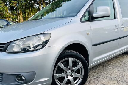 VW Caddy 208.000 km 9.690 &euro; Nauheim 64569