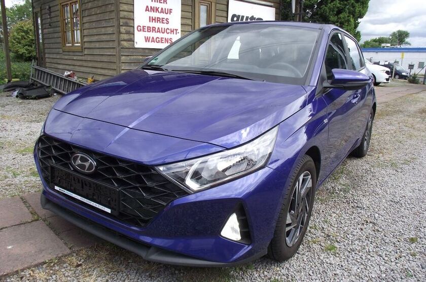 i20