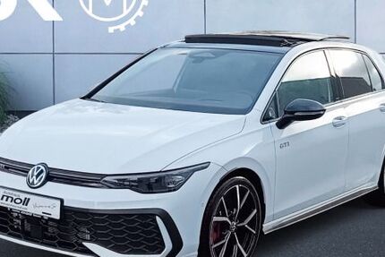 VW Golf 3.000 km 43.990 &euro; Riedlingen 88499