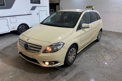 Mercedes B 180