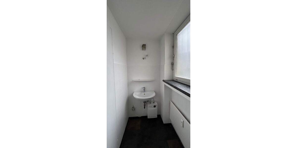 Gelegenh.z.Jahresende!!Attr.vielseitig nutzb.LadenlokalBüro m. gr.Schaufenster Top-Lage Hochz.-Süd zimmer