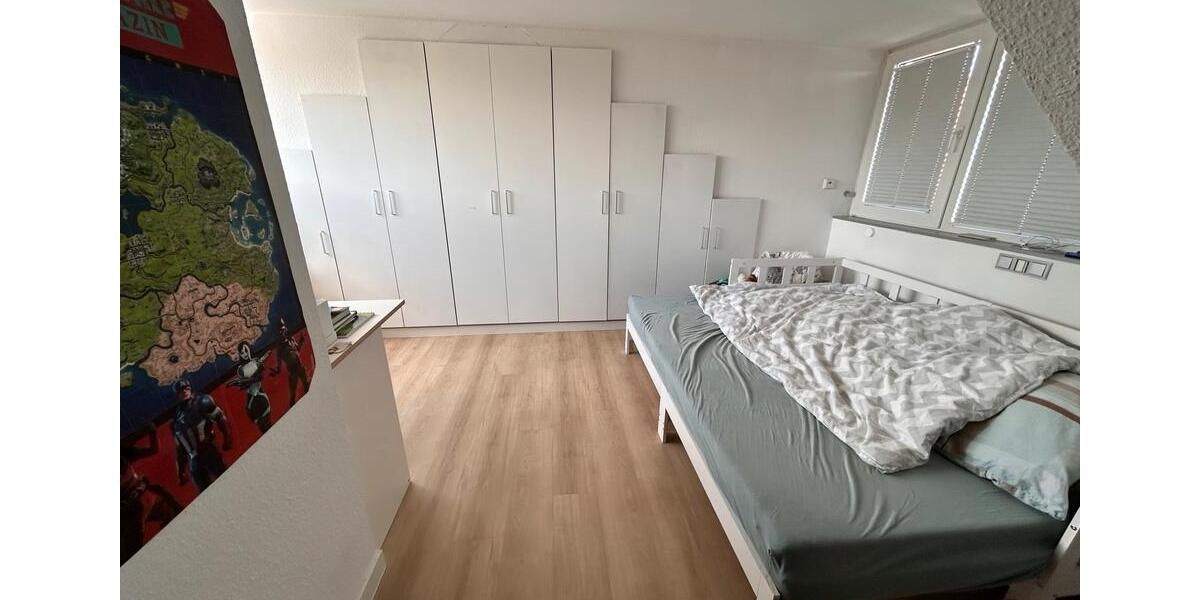 Dachgeschoßwohnung Burgdorf - 2.5 Zimmer, 70 m&sup2;, 189.000&euro; | Angebot:26291622