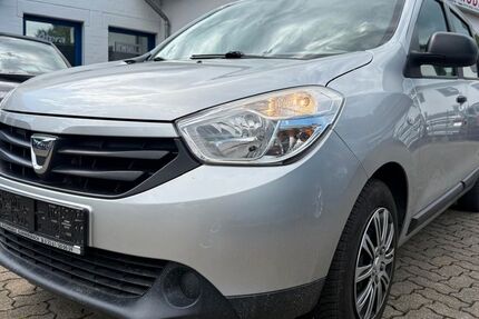 Dacia Lodgy 105.000 km 4.449 &euro; Gummersbach (Zwischen Toom Markt und ATU) 51645