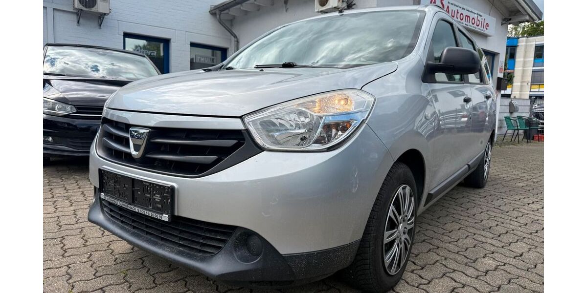 Dacia Lodgy 105.000 km 4.449 &euro; Gummersbach (Zwischen Toom Markt und ATU) 51645