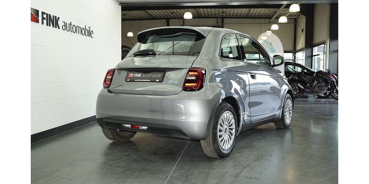 Fiat 500e Action Carplay Android Sitzheizung 38.100 km 12.580 &euro; Lich 35423