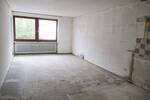 Neustadt renovierungsbedürftige 3 Zimmerwohnung mit Loggia und Garagenstellplatz