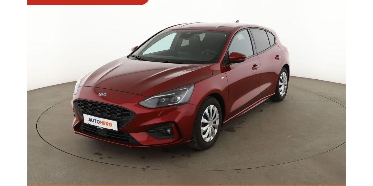 Ford Focus 28.744 km 18.590 &euro; Dresden 01187