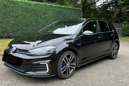 VW Golf 113.921 km 16.900 &euro; Hude 27798