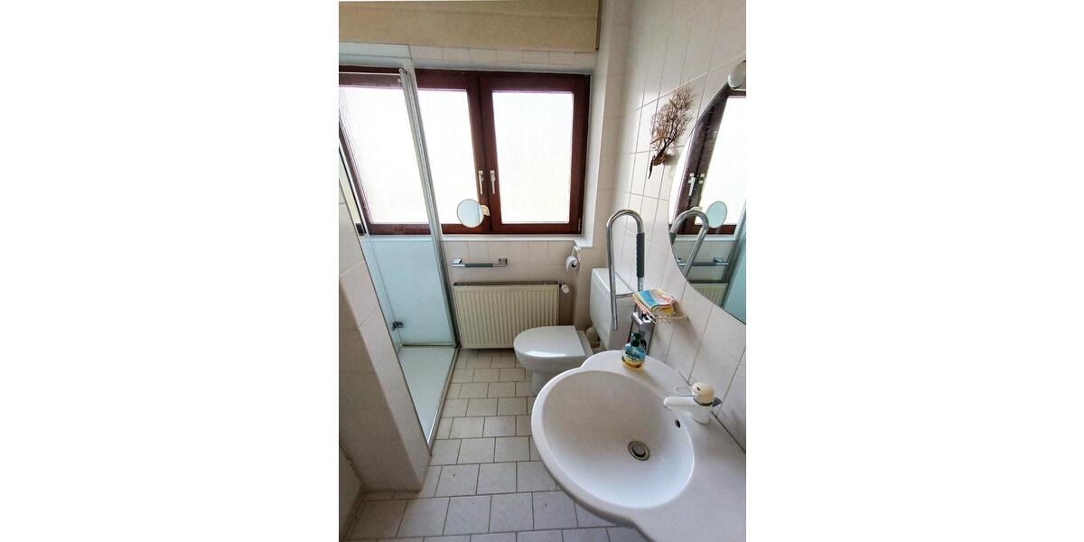 Einfamilienhaus Lollar - 9 Zimmer, 220 m&sup2;, 530.000&euro; | Angebot:26786583