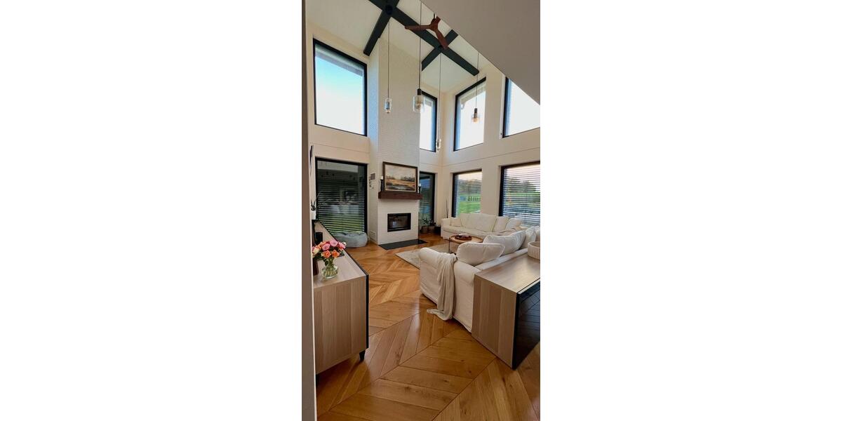 Einfamilienhaus Hankensbüttel - 8 Zimmer, 220 m&sup2;, 650.000&euro; | Angebot:26990772
