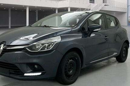 Renault Clio 98.029 km 10.890 &euro; Rostock 18059