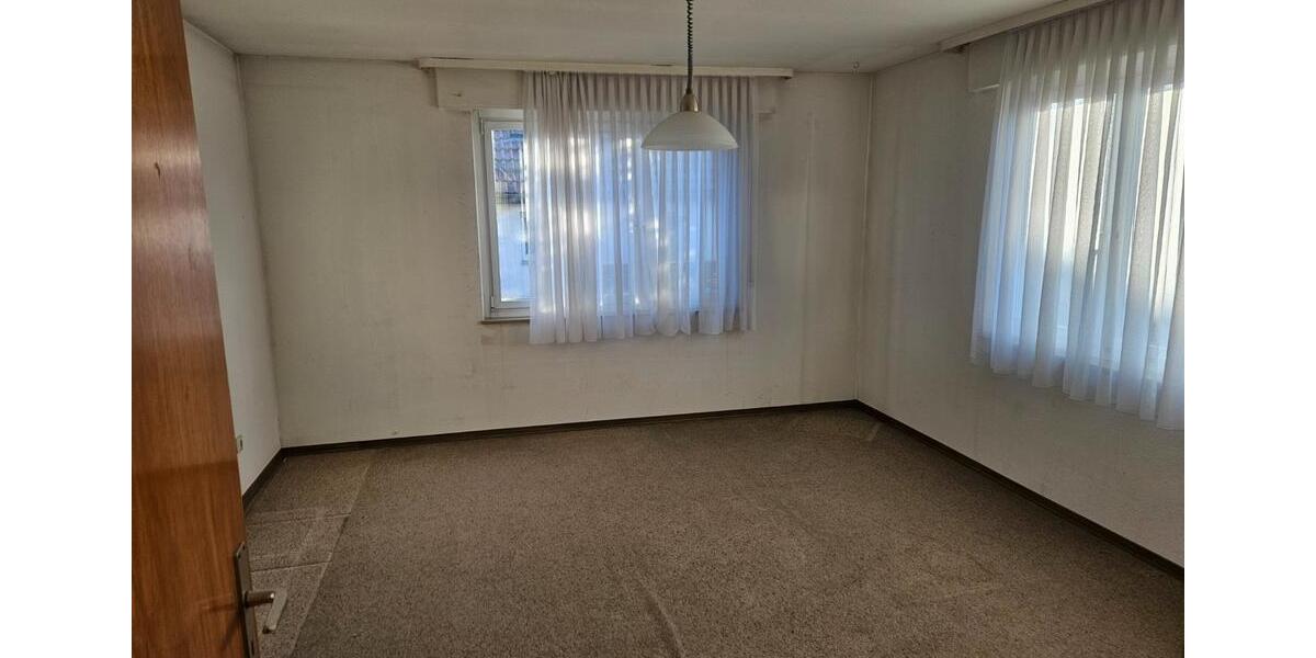 Einfamilienhaus Filderstadt - 6 Zimmer, 160 m&sup2;, 1.600&euro; | Angebot:24838465
