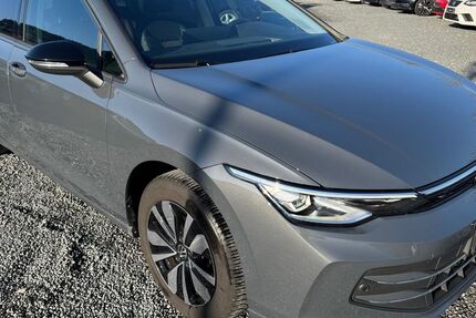 VW Golf 29.356 km 26.949 € Boxberg 97944