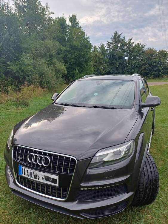 Q7