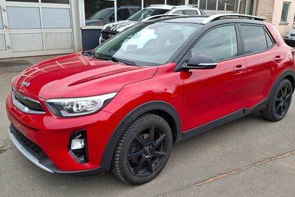 Kia Stonic 110.000 km 9.990 &euro; Naila 95119