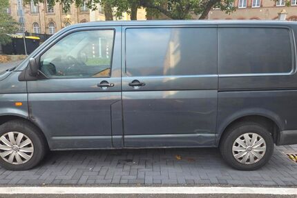 VW T5 Transporter 316.000 km 3.750 € Meinhard 37276