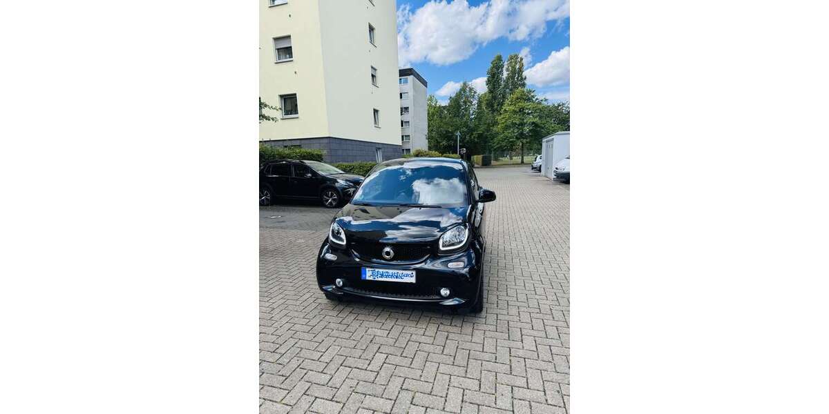 Smart forTwo 114.305 km 11.190 &euro; köln 50769