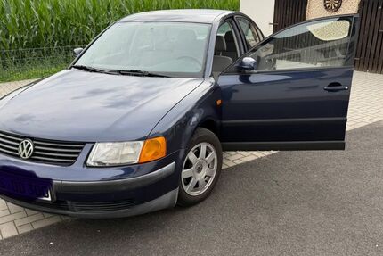 VW Passat 130.000 km 2.800 &euro; Amberg 92224