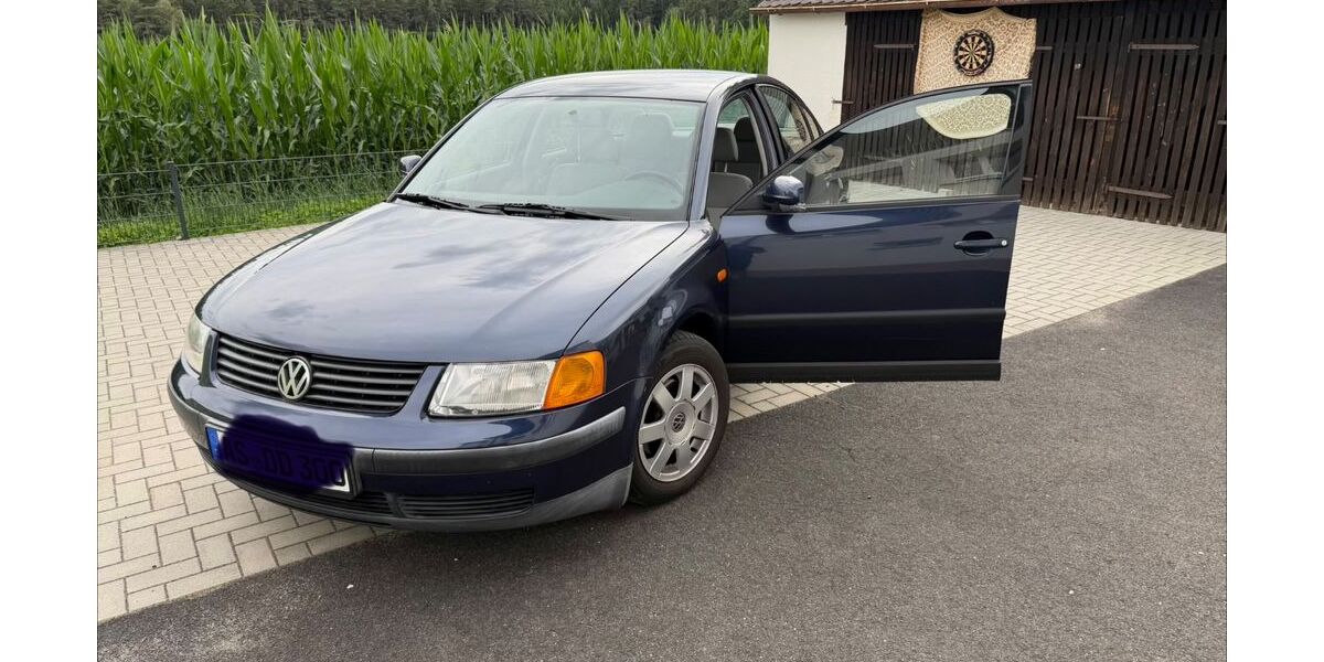 VW Passat 130.000 km 2.800 &euro; Amberg 92224