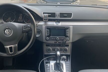 VW Passat 185.000 km 8.100 € Essen 45145