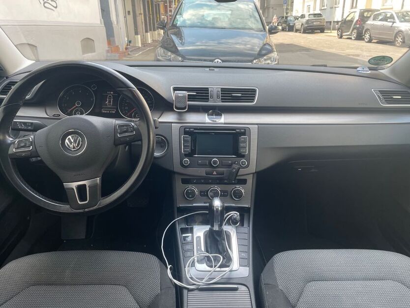 VW Passat 185.000 km 8.100 € Essen 45145