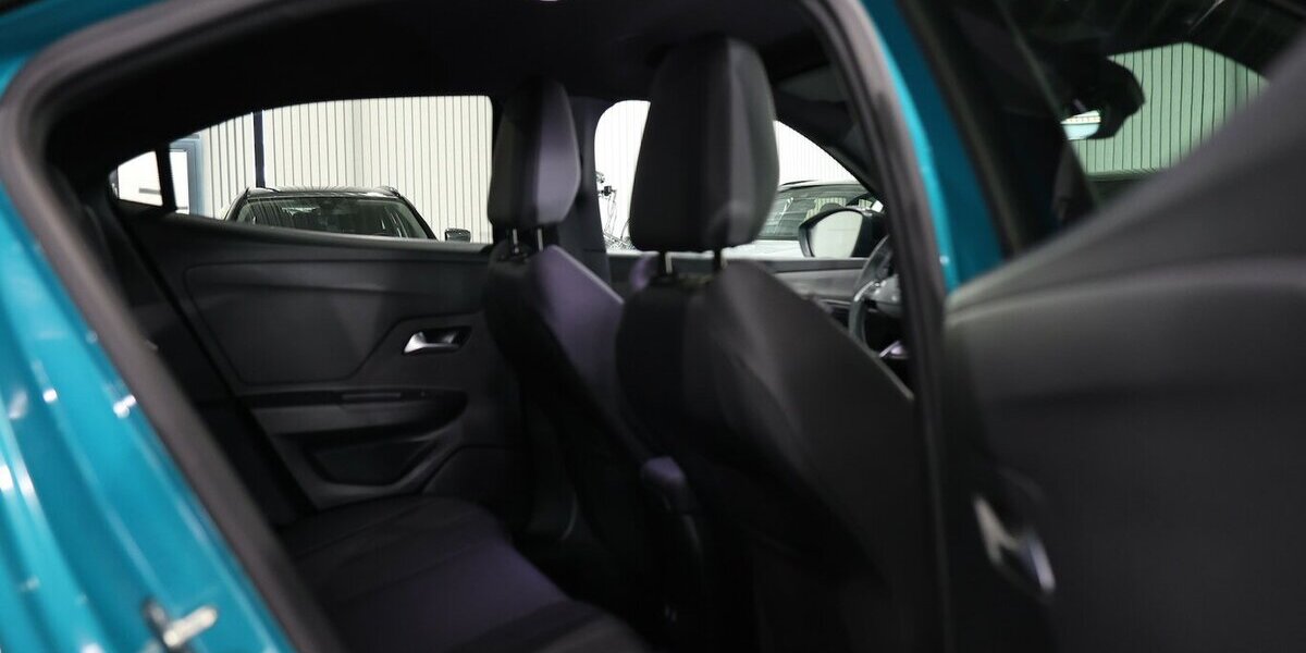 Opel Mokka 1.2T HIGH-GLOSS-BLACK GS-LINE SPORT MATRIX 14.000 km 20.991 &euro; Hamm 59077
