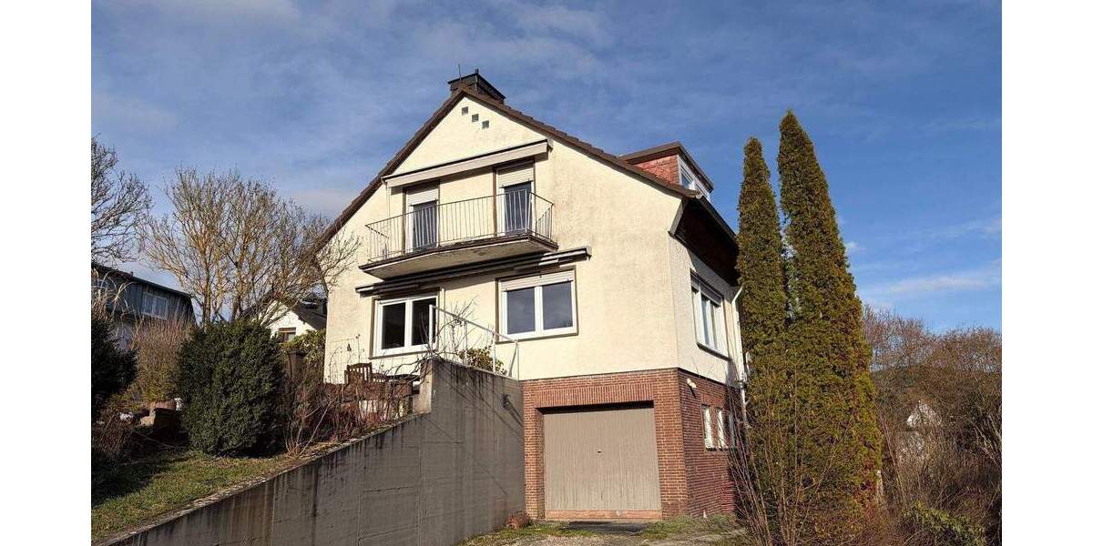 Einfamilienhaus Bad Berleburg - 1 Zimmer, 328 m&sup2;, 350.000&euro; | Angebot:25601236