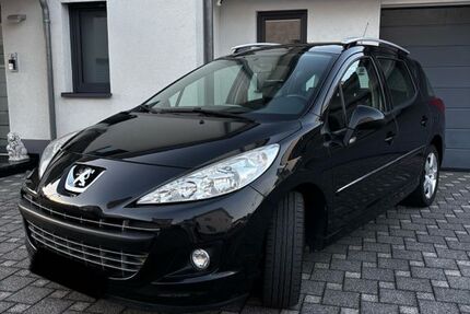 Peugeot 207 124.500 km 4.300 &euro; Offenburg 77652