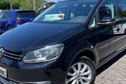VW Touran 215.000 km 4.990 &euro; Konz 54329