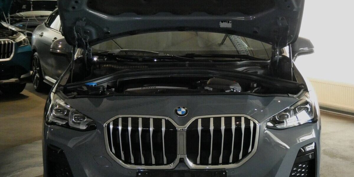 BMW 218 Active Tourer i MSport Echtleder NP:56.120 22.996 km 29.290 &euro; Landshut 84030