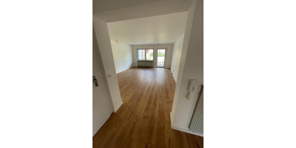 Erdgeschoßwohnung Neuenstein - 4 Zimmer, 100 m&sup2;, 1.050&euro; | Angebot:26350156