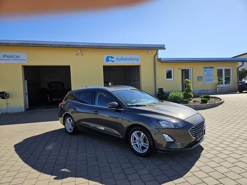 Ford Focus 94.000 km 11.700 € Büchenbach 91186