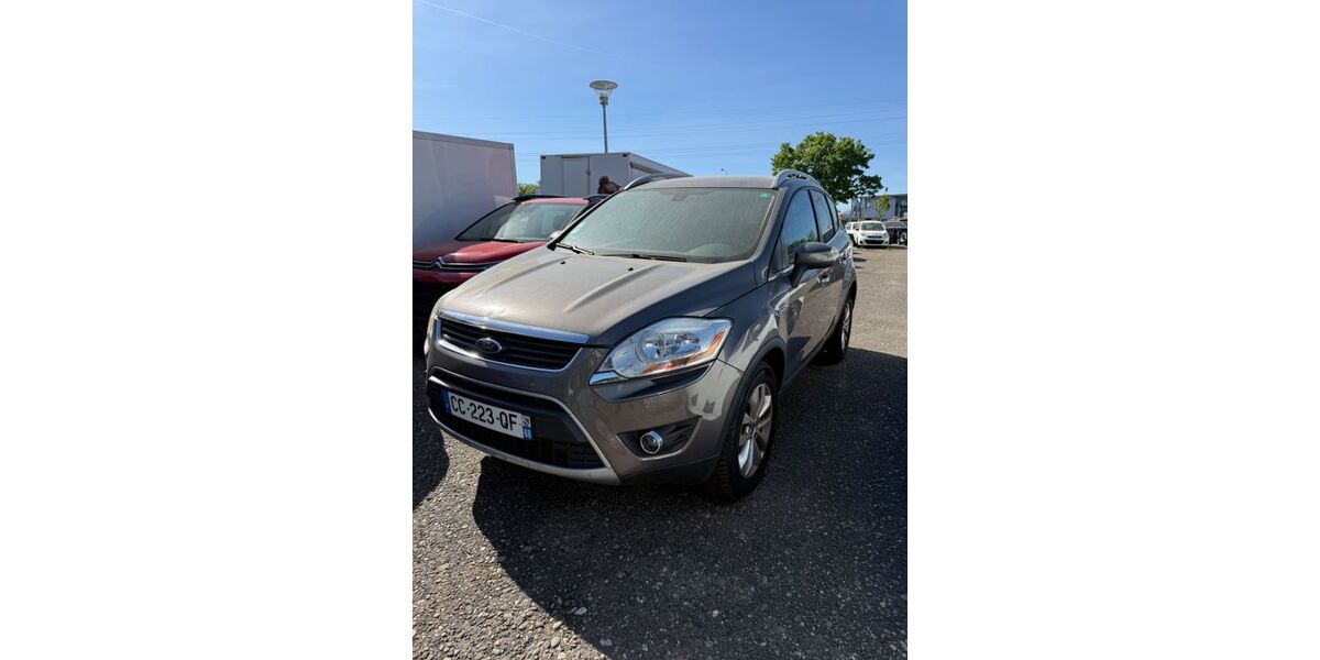 Ford Kuga 220.000 km 3.800 &euro; Freiburg 79108