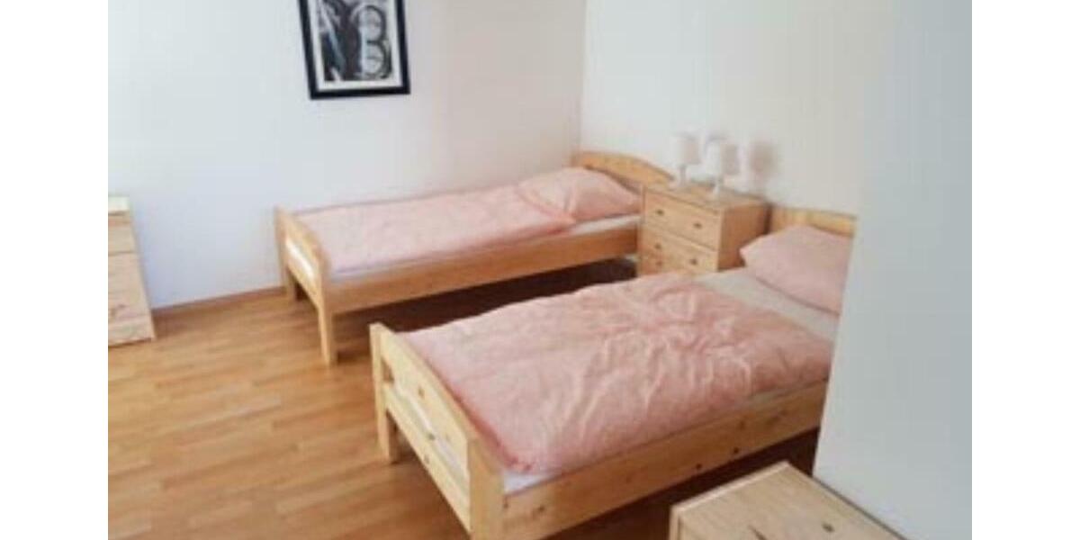 Einfamilienhaus Neuental - 6 Zimmer, 60 m&sup2;, 20&euro; | Angebot:17035531