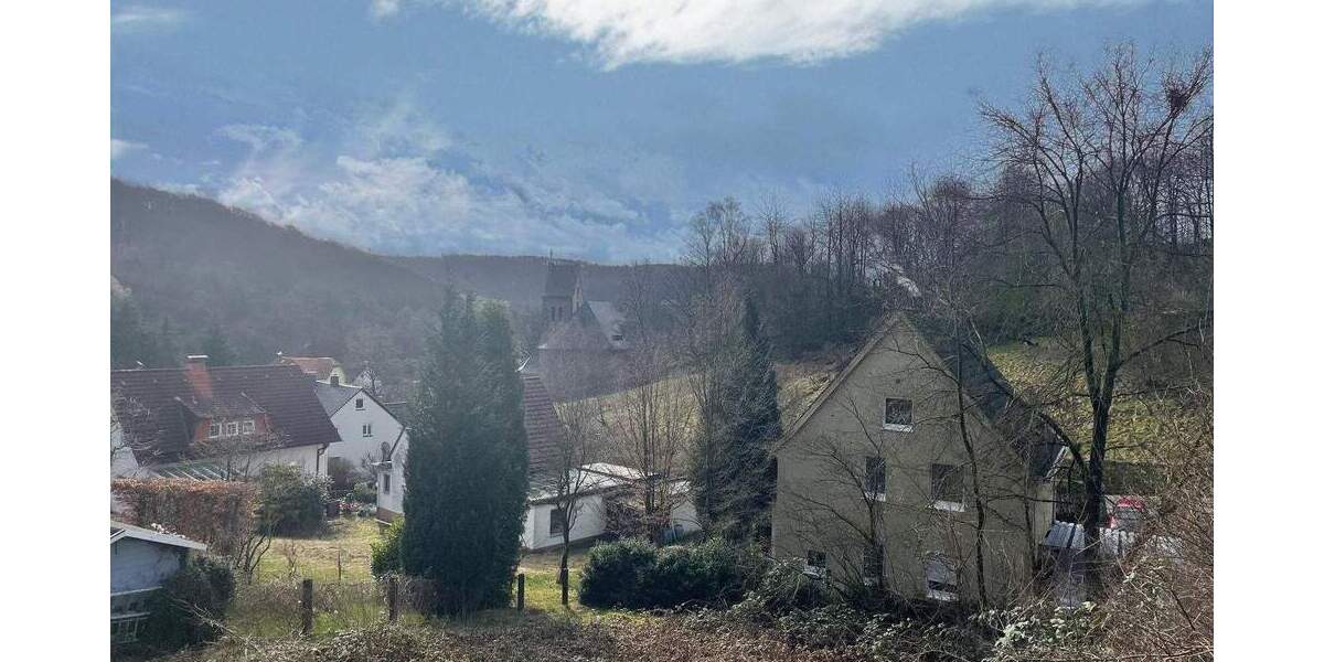 Baugrundstück mit Baugenehmigung für ein freistehendes 1-2 FH! zimmer