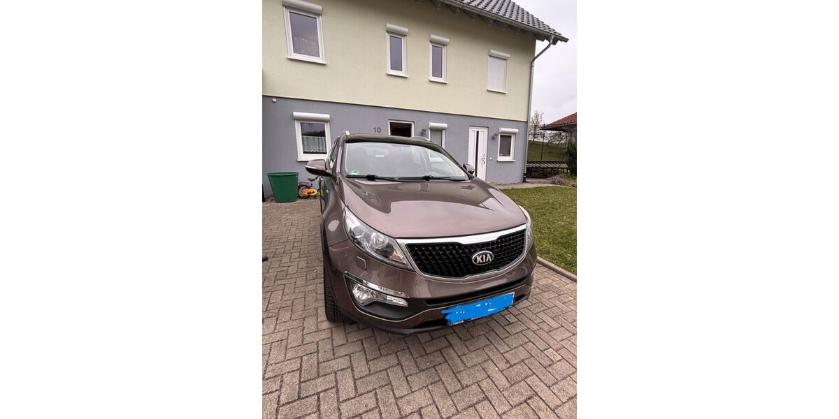 Kia Sportage 117.000 km 12.400 &euro; Blumberg 78176