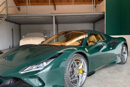 Ferrari F8 27.200 km 369.000 &euro; München 80939