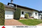 Schönes Einfamilienhaus mit Einliegerwohnung, Garage und Carport 5 zimmer