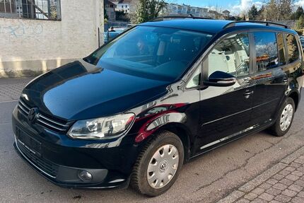 VW Touran 274.000 km 3.400 &euro; Merzig 66663