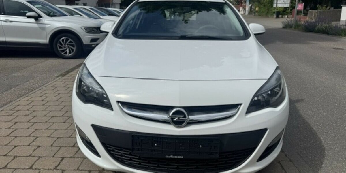 Opel Astra J 1.6 Lim. 5-trg. Selection 165.210 km 3.990 &euro; Neckarsulm 74172