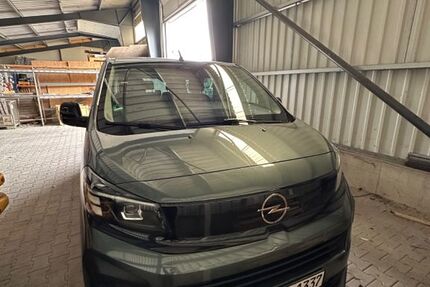 Opel Zafira Life 23.100 km 34.900 &euro; Illschwang 92278