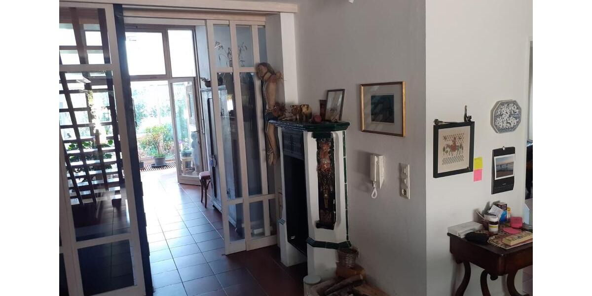 Villa Kranzberg - 7 Zimmer, 230 m&sup2;, 2.500&euro; | Angebot:25942040