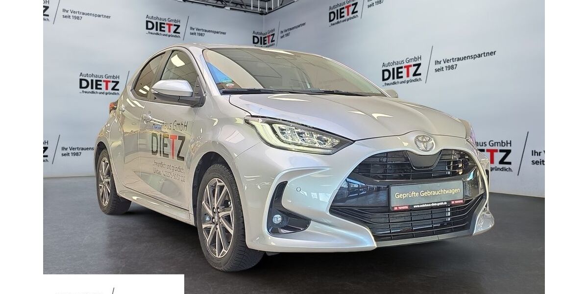 Toyota Yaris 4.790 km 22.890 &euro; Wildau 15745