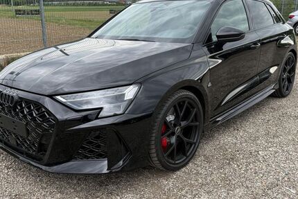 Audi RS3 1.500 km 68.990 &euro; Norderstedt 22844